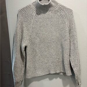 American Eagle Outfitters Gray Turtleneck Sweater
